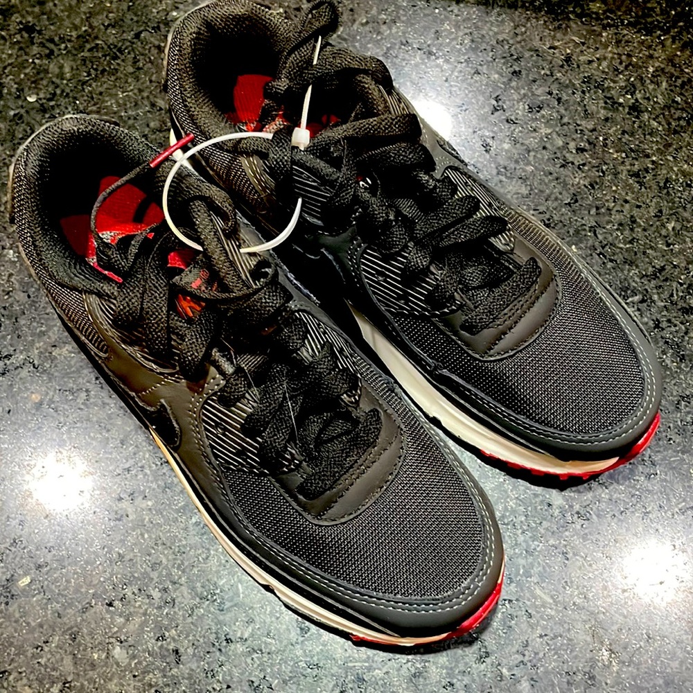 Nike black and burgundy Air Max 90’s